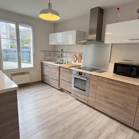 Maison Spacieuse Et Lumineuse A * Pierrefonds