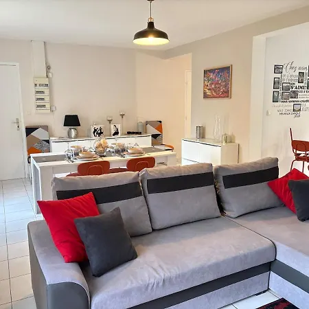 Maison Spacieuse Et Lumineuse A Holiday home